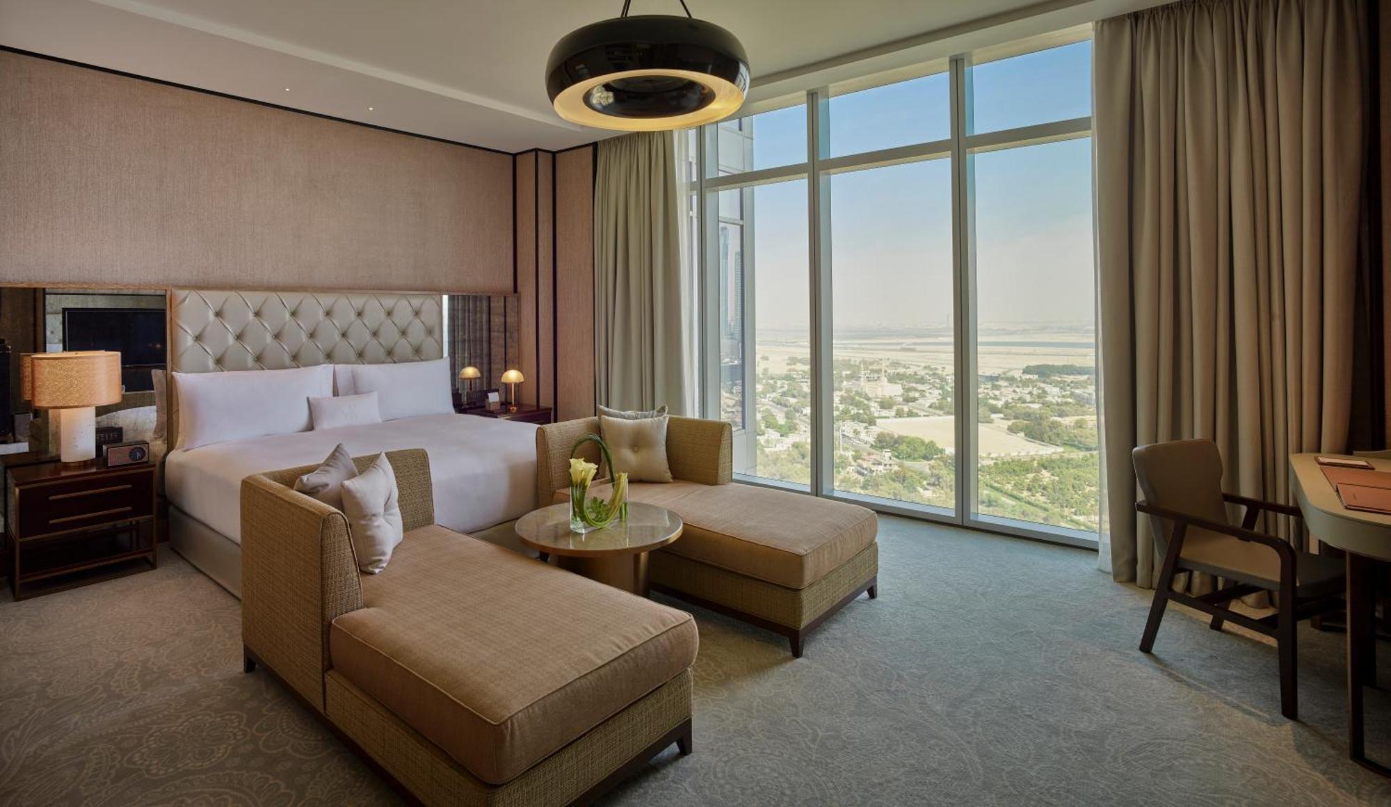Waldorf Astoria Dubai International Financial Centre Hotell Exteriör bild A bedroom at the hotel